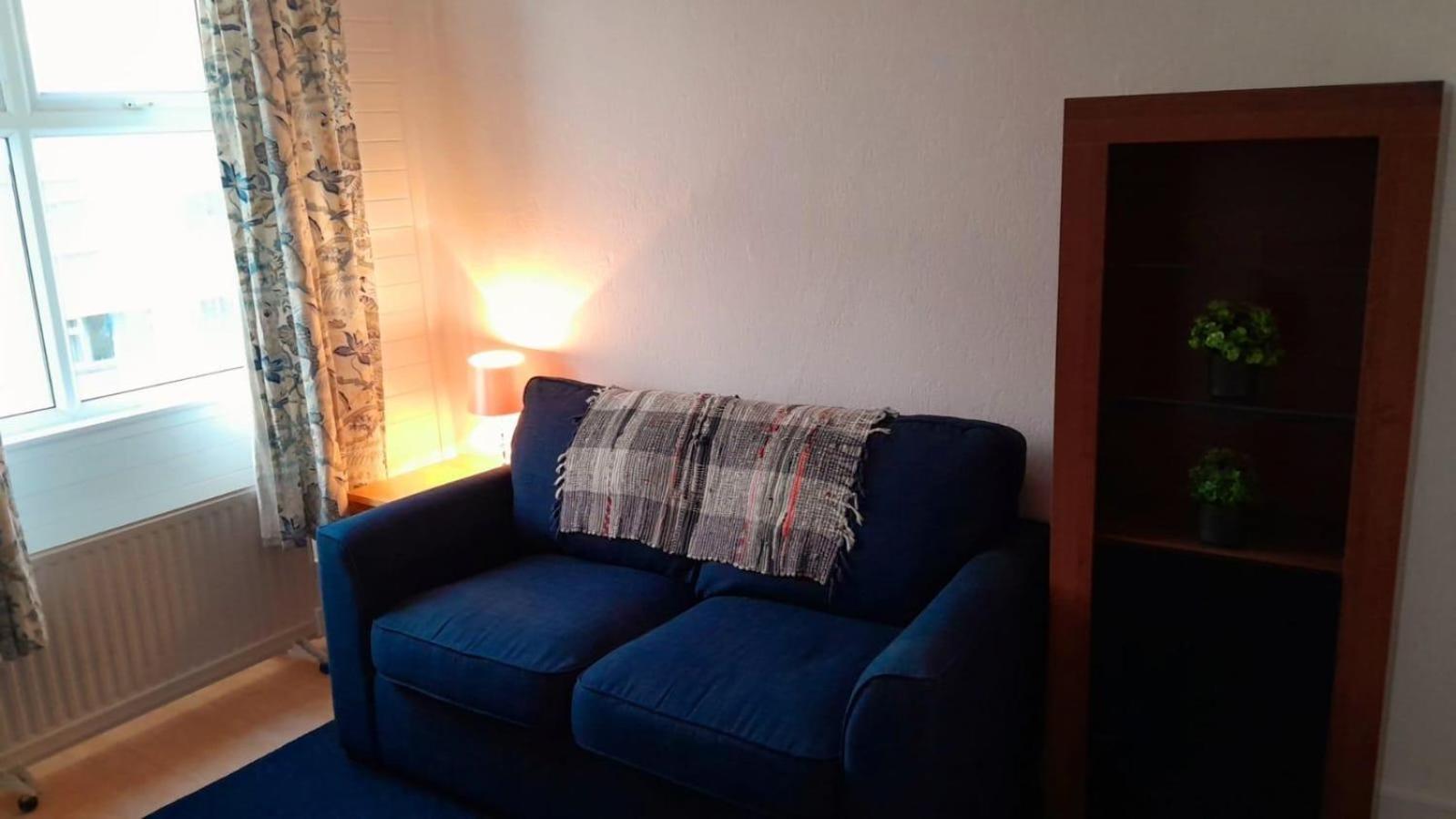 The Victoria Hotel Pwllheli Room photo
